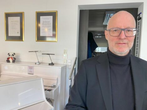Arnolds Werkstatt Klavierbauermeister Stefan Arnolds